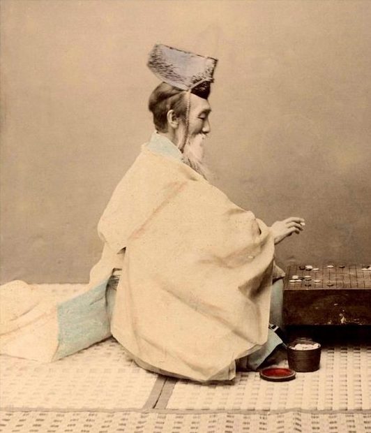 shinto-priest